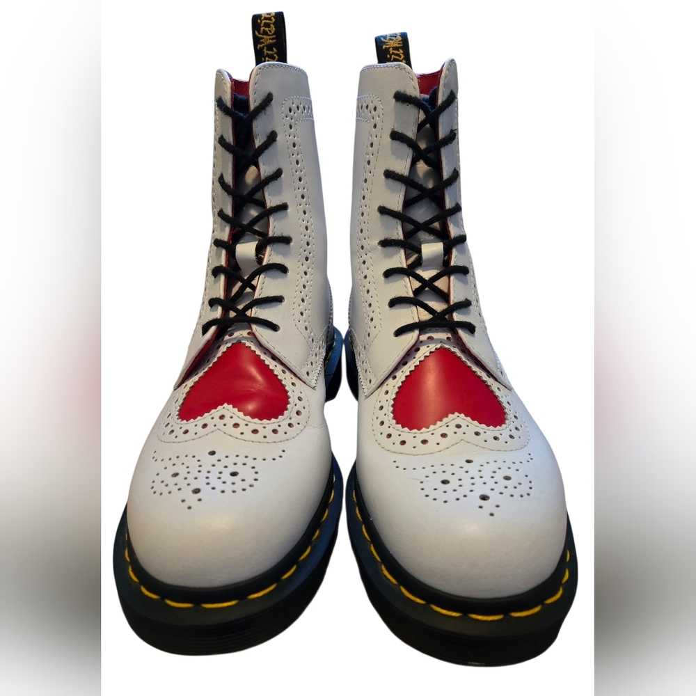 Dr Martens 2018 Valentines Limited Edition Bently II 8-eyelet